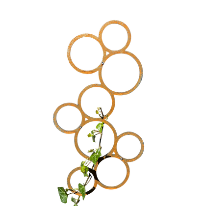 Klimplantrek BUBBLE van cortenstaal met rondjes motief voor klimplanten aan de buitenmuur