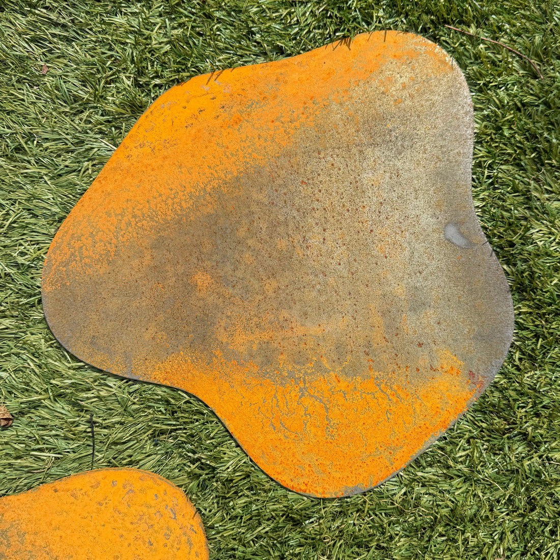 Stapsteen CANYON – cortenstalen stapsteen in natuurlijke vormen