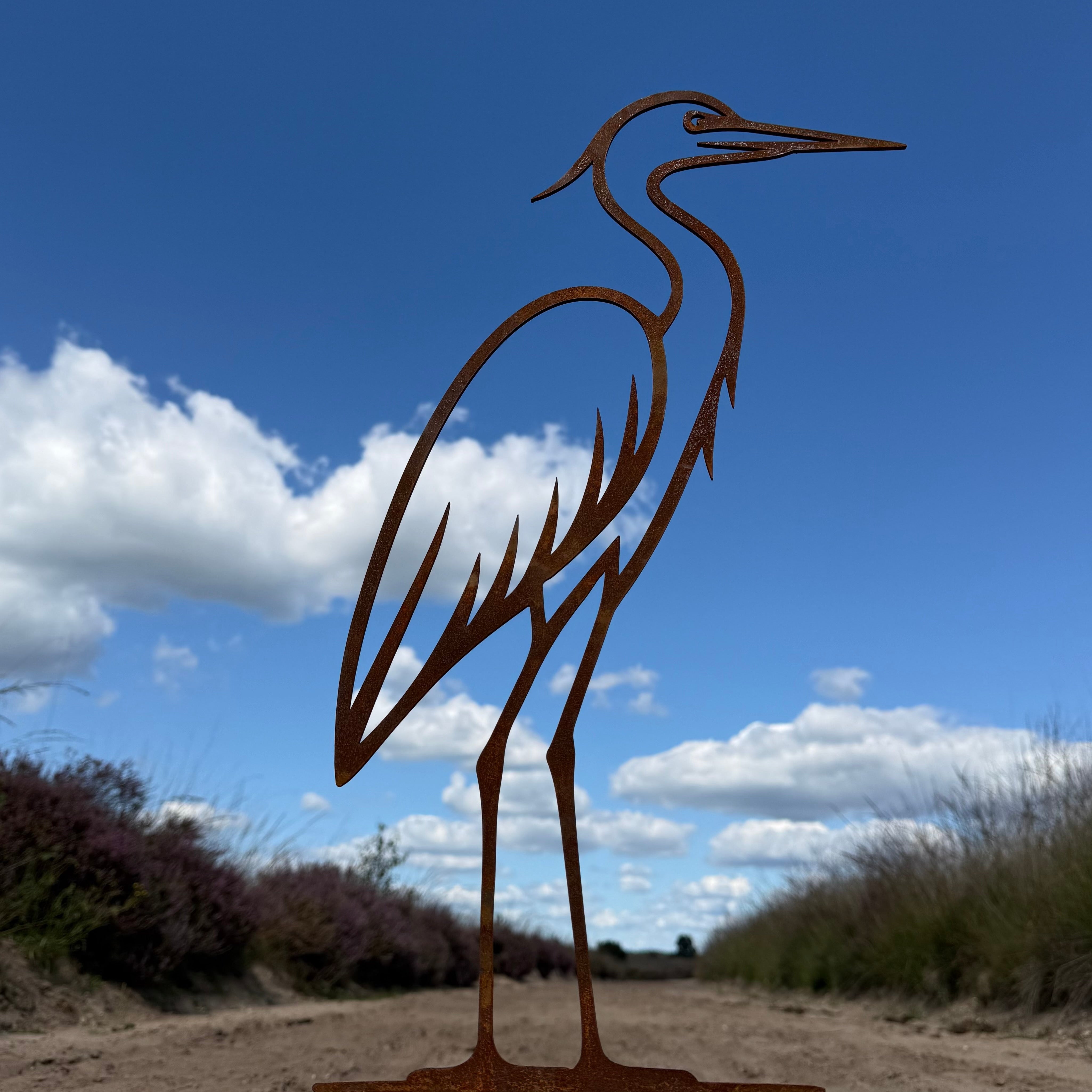 Tuinsteker HERON – reiger van cortenstaal voor bij vijver of gras