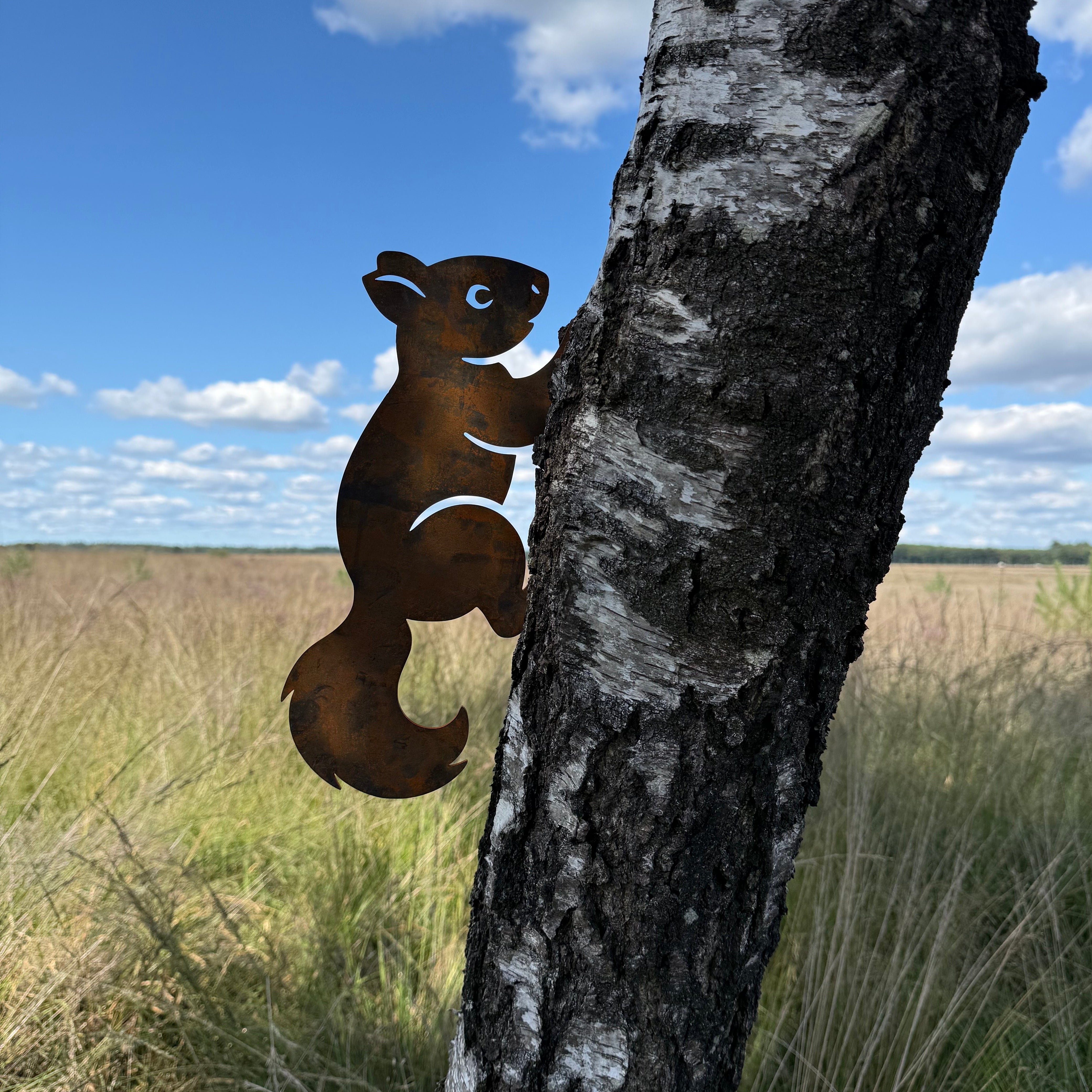 Tuinvorm EKORN – eekhoornvormige boomdecoratie van cortenstaal