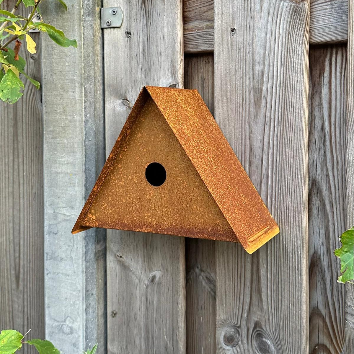 De geschiedenis van vogelhuisjes: ontstaan en evolutie