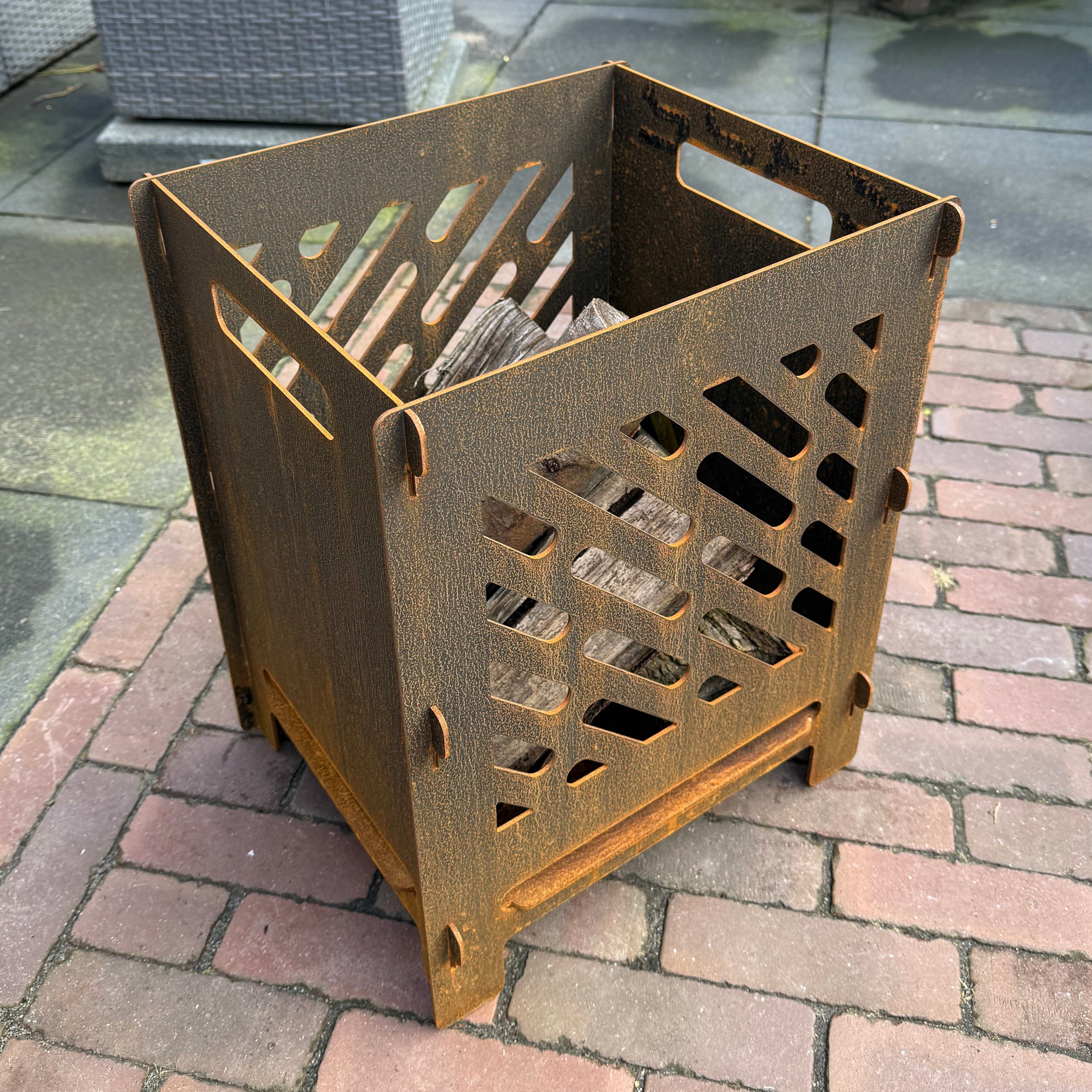 Vuurkorf FIRE - Showmodel (Verroest)